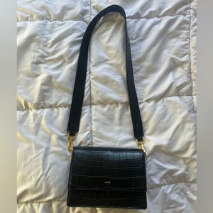 JW PEI BLACK SHOULDER BAG